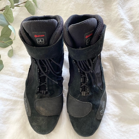 Oxtar Gore-Tex Jupiter XCR Motorcycle Boots - Picture 3 of 16